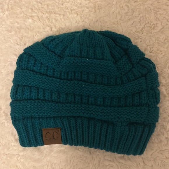 C.C. Beanies - Picture 4 of 4